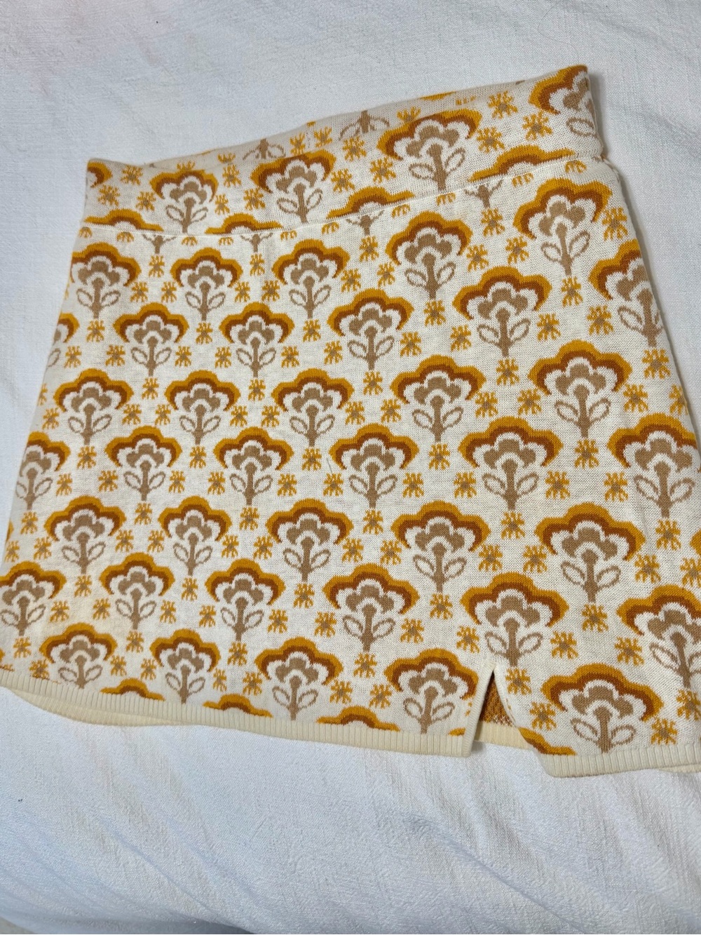 Show Me Your MuMu Honey Wallflower skirt
